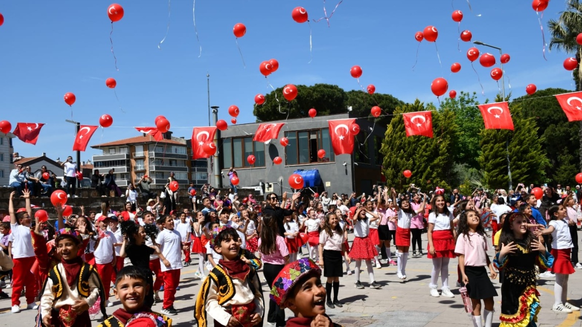 23 NİSAN ULUSAL EGEMENLİK VE ÇOCUK BAYRAMI ÇOŞKUSU